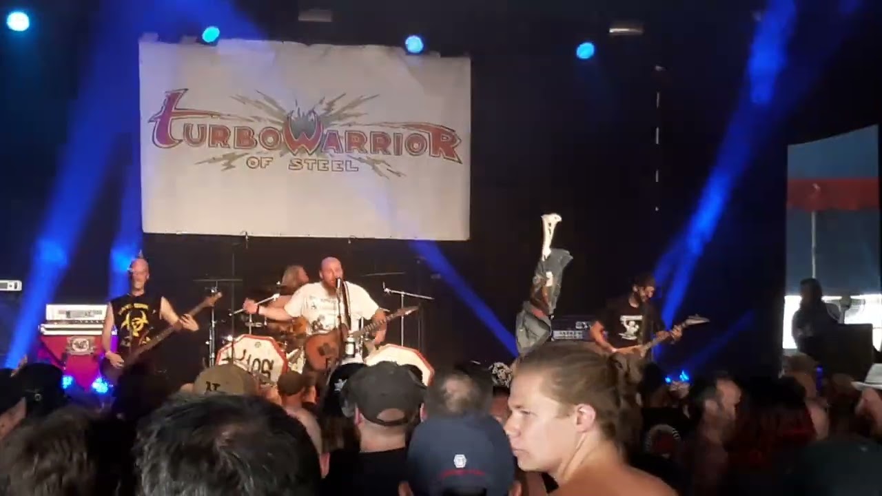 TURBOWARRIOR OF STEEL - Polonaise pit - live at Alcatraz fest, Belgium. 14/8/2022