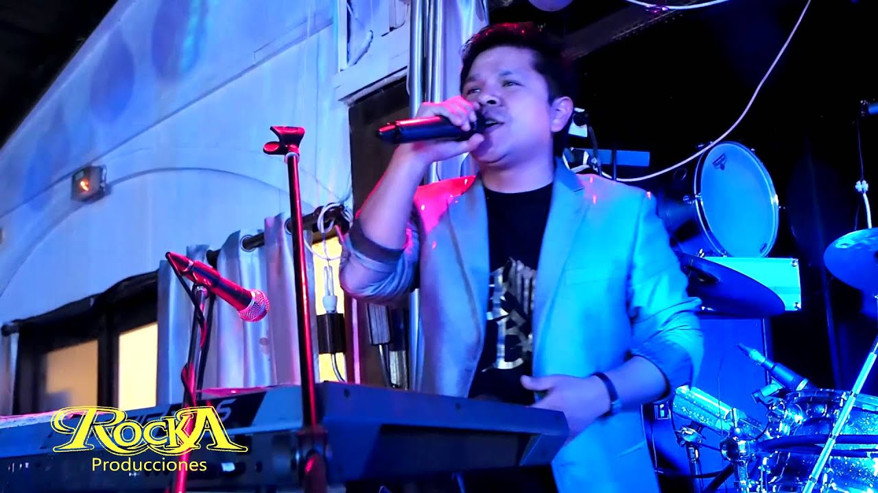 JAMES BAND MIX BACHATAS (BARCELONA)
