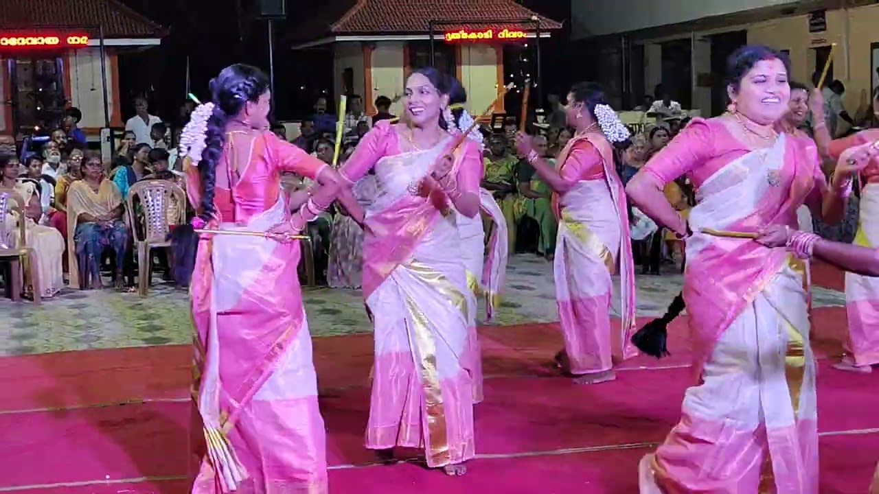 നാടൻപാട്ടുകൾക്ക് ചുവടുവെച്ച് കൈഷോരി നാട്യകലാതരംഗ്‌ #കൊടുങ്ങല്ലരമ്മക്ക് ഇന്നെന്റെ കാവിൽ #viralvideo 