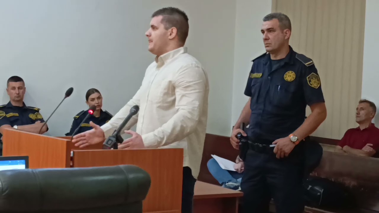 Ammar Muzur svjedočio u svoju korist: Prepao sam se, zamahivao sam nožem, on me je i dalje udarao