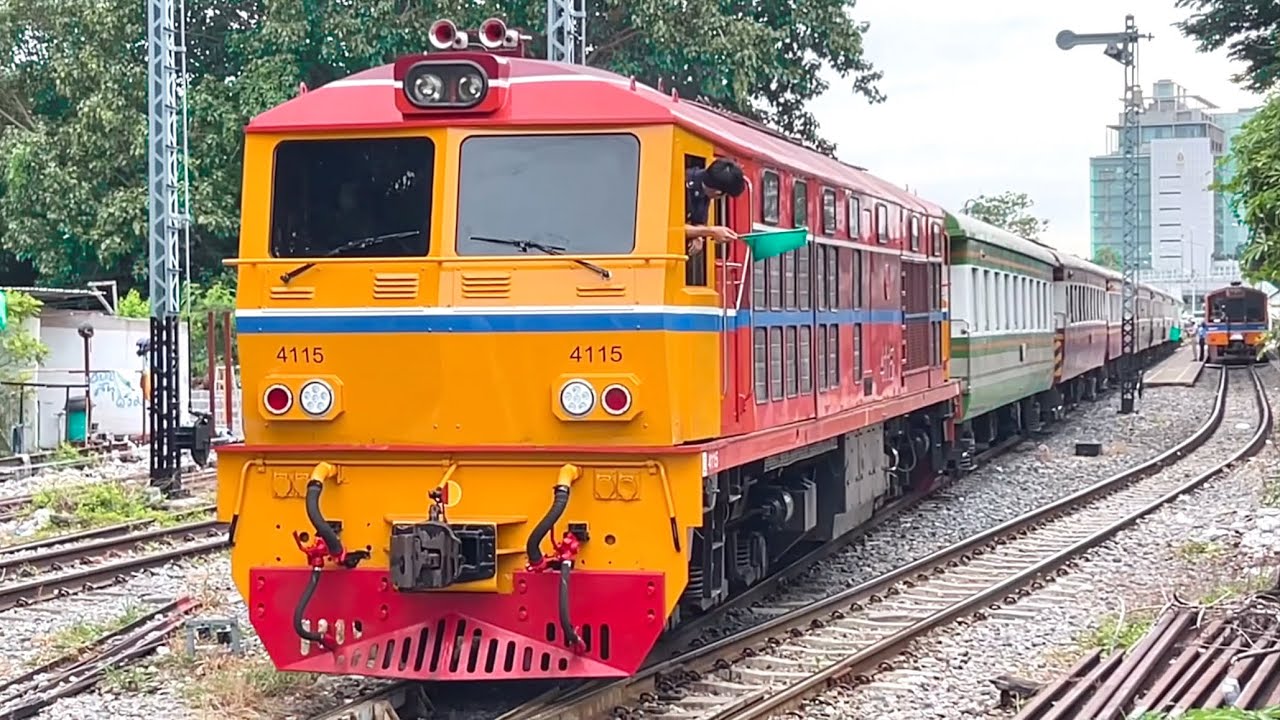 SRT. สถานีรถไฟธนบุรีกับขบวนรถไฟช่วงเช้า ที่มี ALSTHOM 4115 ออกมาวาระมาใหม่สวยงาม ทำขบวนรถธรรมดา 257