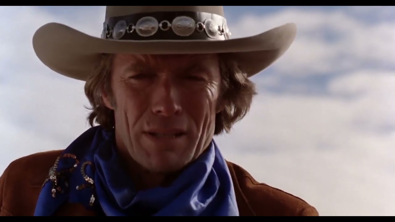 Bronco Billy (1980). Train robbery