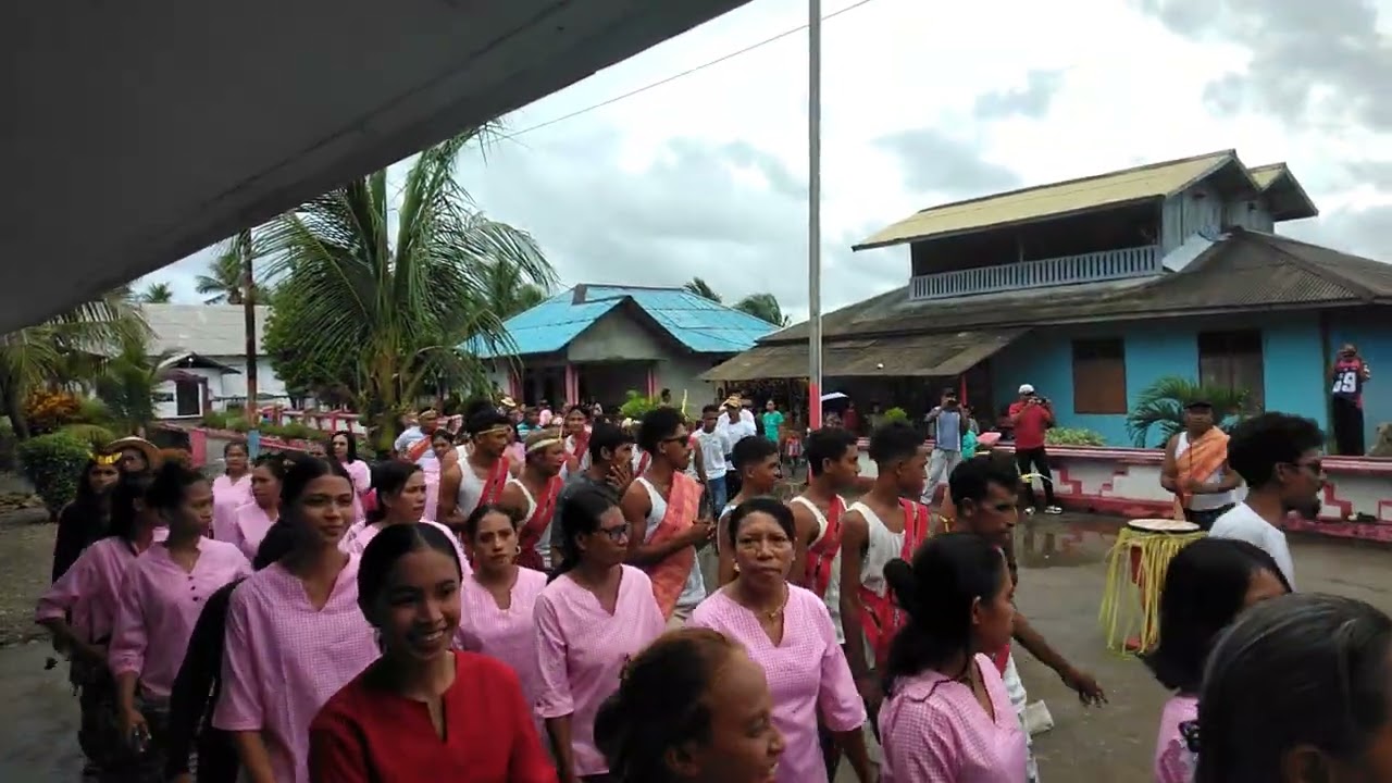 Tarian adat (seka) Masbuar 07/01/2016