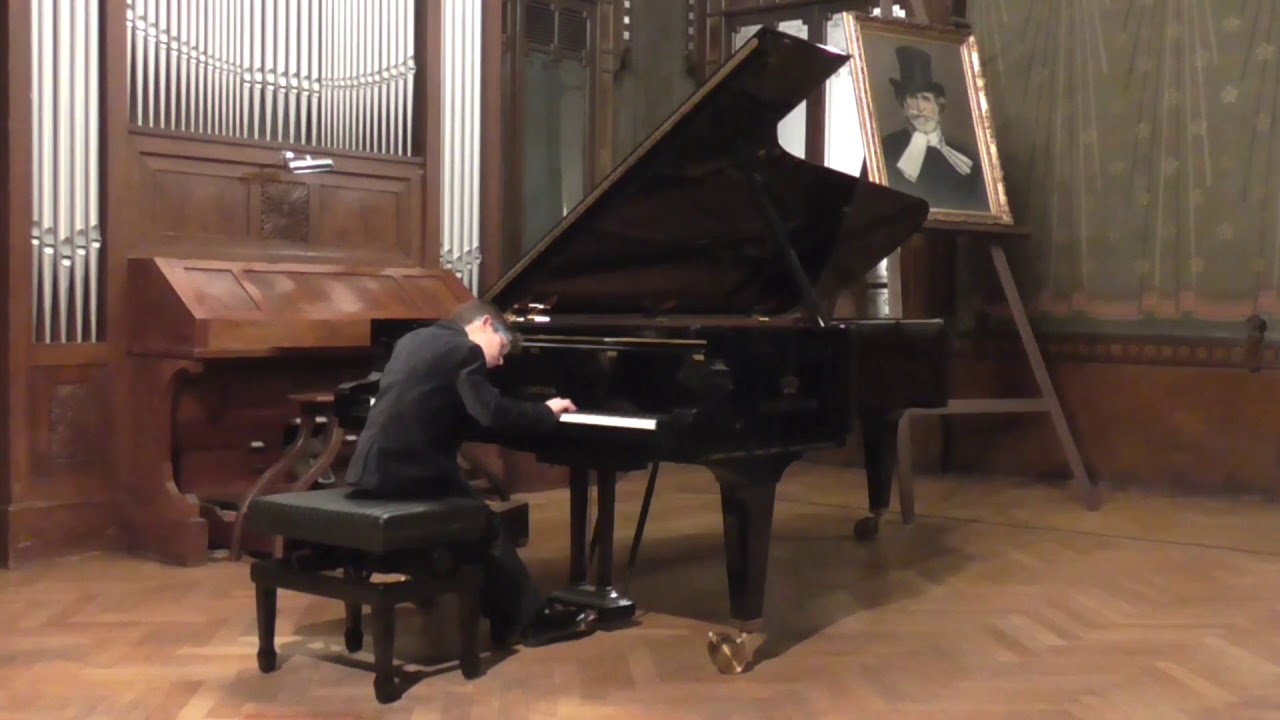 F. Schubert - Improvviso Op. 90 n. 2 - Massimo Urban