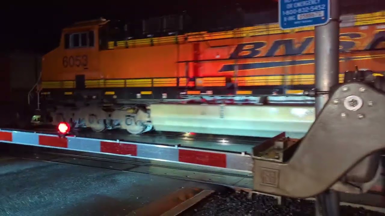 Trains on the nights of 12-26-25 and 12-27-25 (CPKC LOCOMOTIVE)