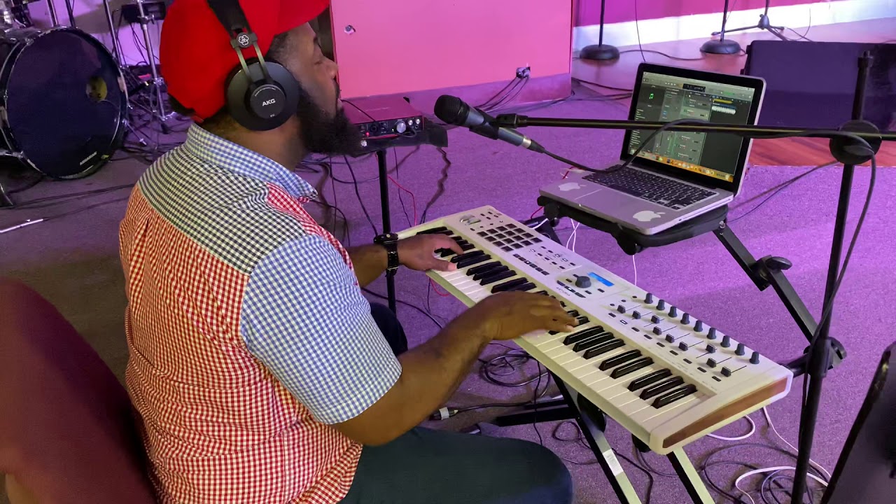 Auturia Keylab Mk 2 61 Key (Jazzyfingers on Keys)