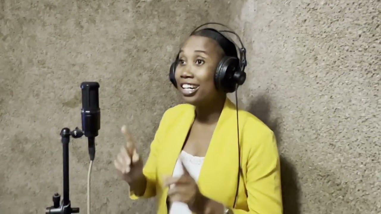 Une nacelle en Silence [  Video Clip ] Soeur Mirlande Noel  [ +509 36019660 ]