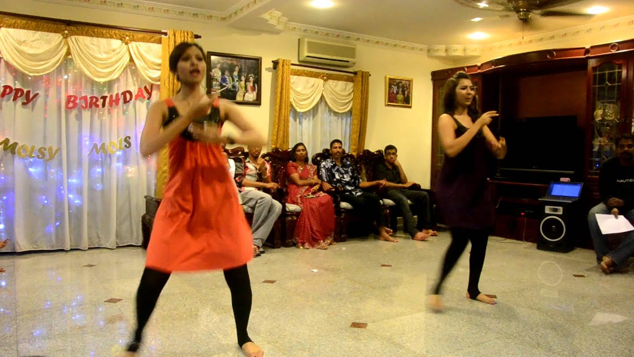 Pretiba & Navena - Bombay Ponnu & Chikni Chameli