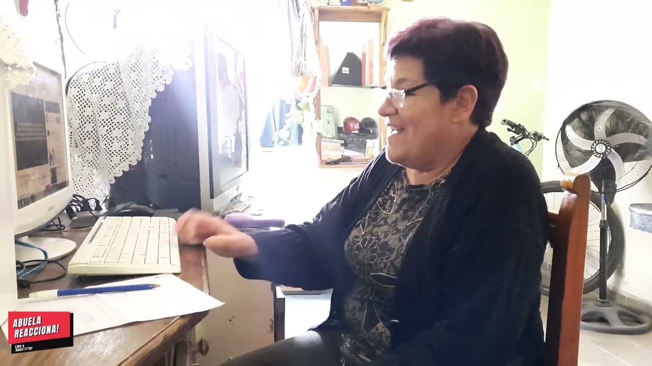 ABUELA REACCIONA A El monstruo del armario - Dante