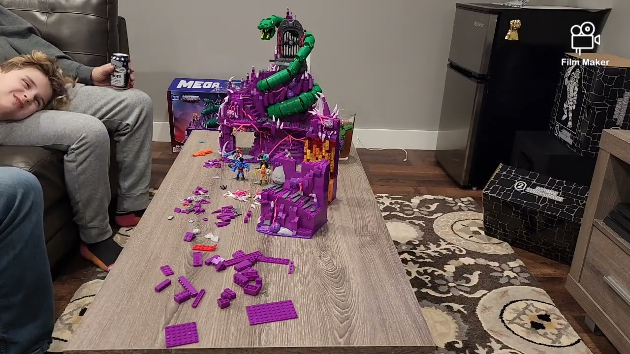 Snake Mountain Mega Construx time Lapse build