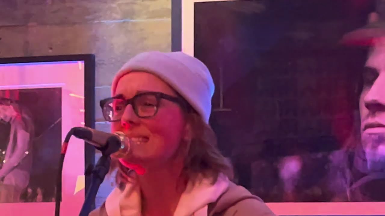 Brandi Carlile - This Time Tomorrow