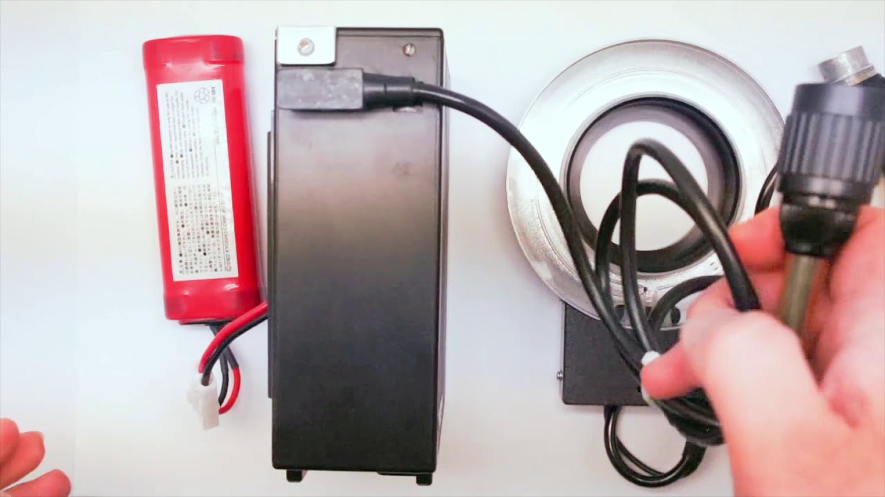 Metz 402 Power Pack Modified for Hasselblad Ring Flash | MINT CAMERA