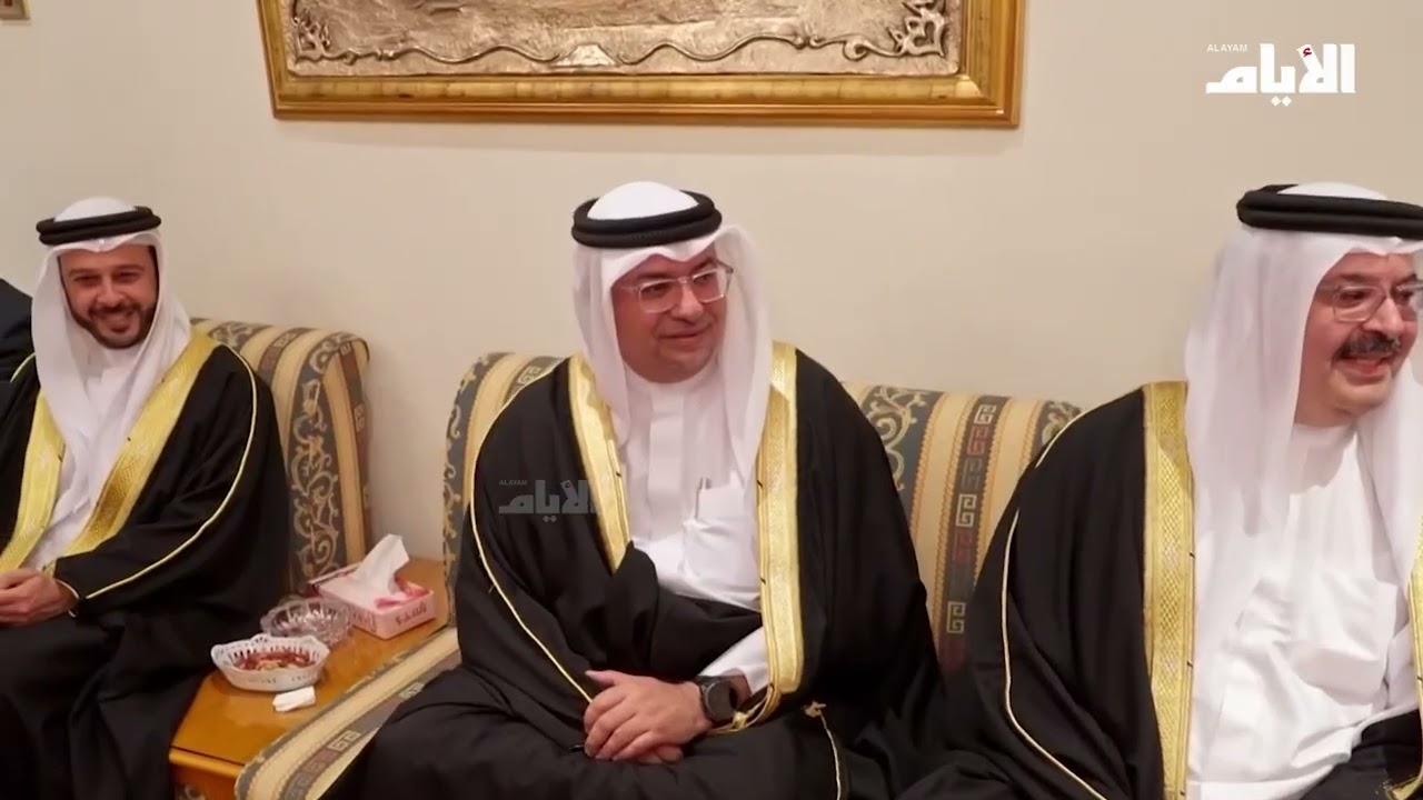 نائب جلالة الملك ولي العهد يزور مجالس عائلة العصفور والسيد فيصل حسن جواد  والمرحوم علي بن يوسف فخرو