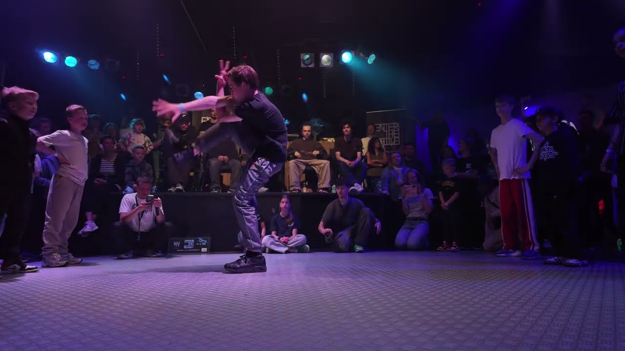 Breakingz VS Cool Kids | TOP32 | 4vs4 Breaking U18 | Enter the Battle Blue Edition