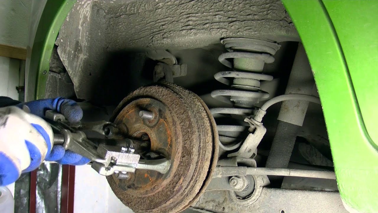 Opel Agila - hamulce tył cz.1- demontaż.