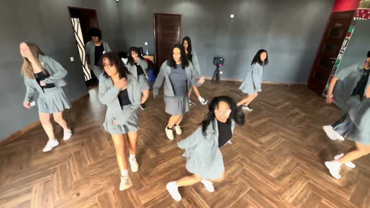L-FY STUDIO / ÉCOLE DE DANSE / AFRO DANCEHALL