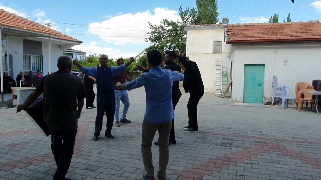 Hacibektaşli Mızrap Sarilar potpori