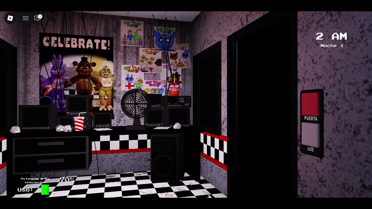 Jugando a fnaf en roblox xd