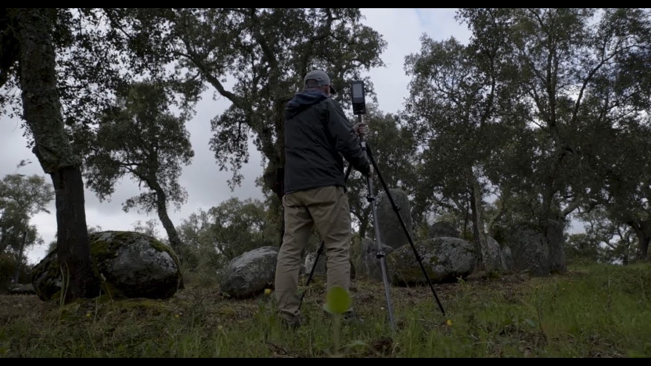 CRhub: digital cultural heritage accessible to everyone