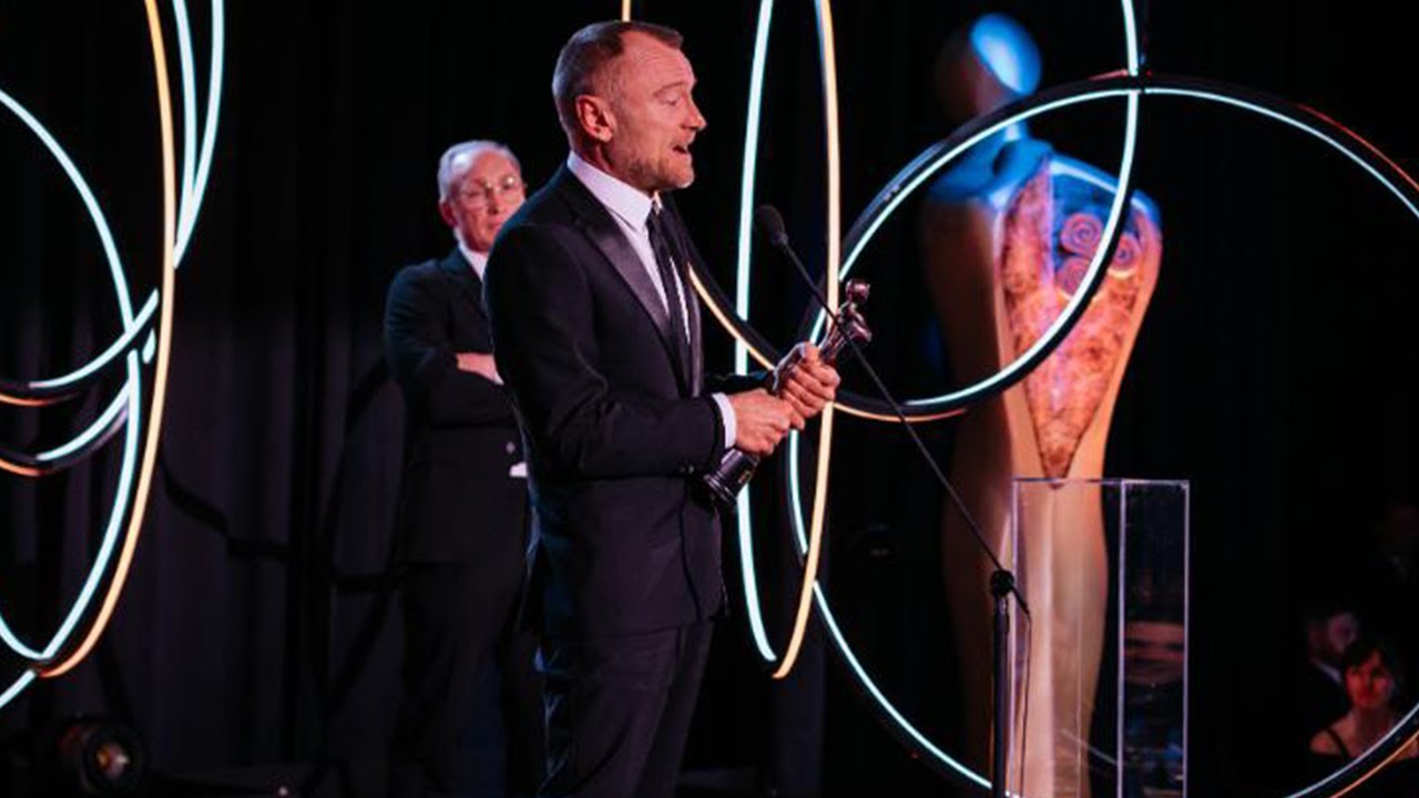 Richard Dormer (Blue Lights) wins Supporting Actor Drama - Presented by Michael McElhatton