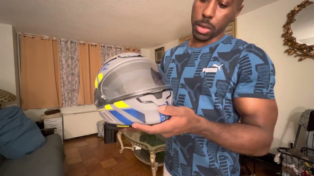 A quick look at the Shoei RF-1400 Accolades Edition.