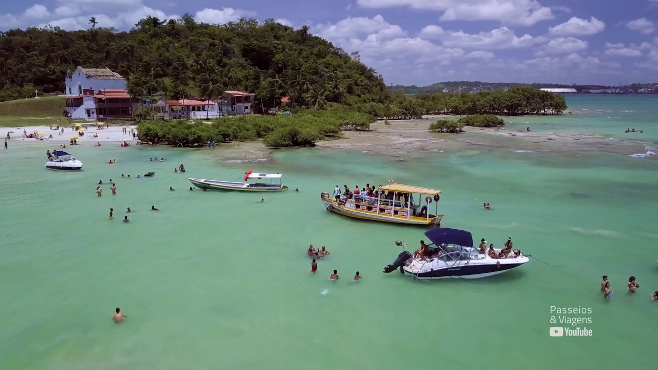 Um Drone na Ilha de Mare, Praia das Neves, Salvador, Bahia