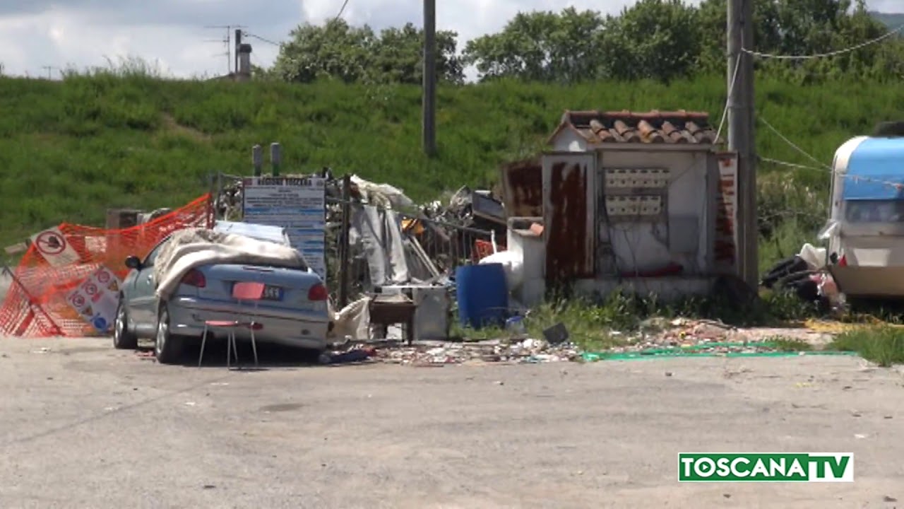 2019-06-14 PISTOIA - DISCARICA E BARACCHE ABUSIVE CAMPO ROM, RIMOZIONE