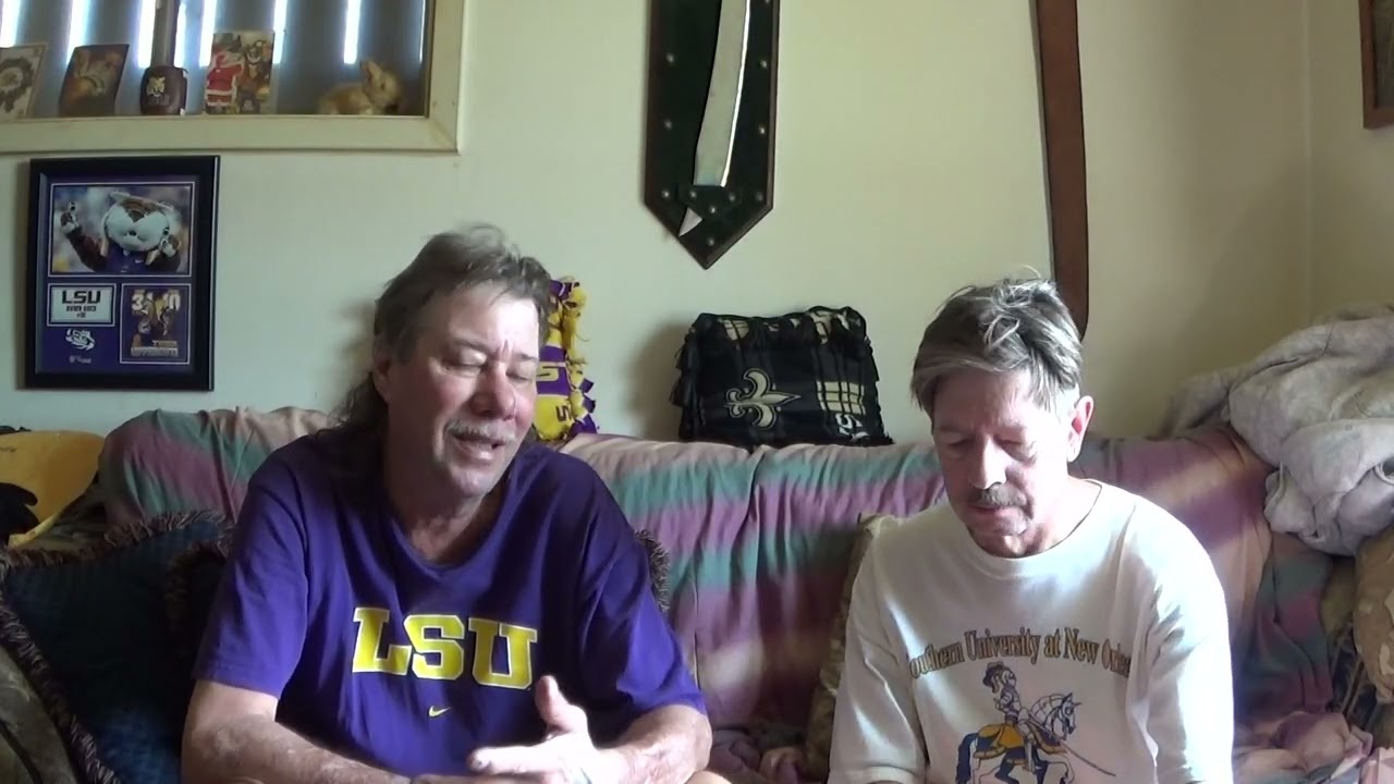 Louisiana Beer Reviews: Budweiser Chelada (duo review)