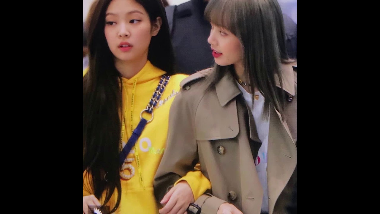 Jenlisa at Airport Momrnt❤😉2019episode#2