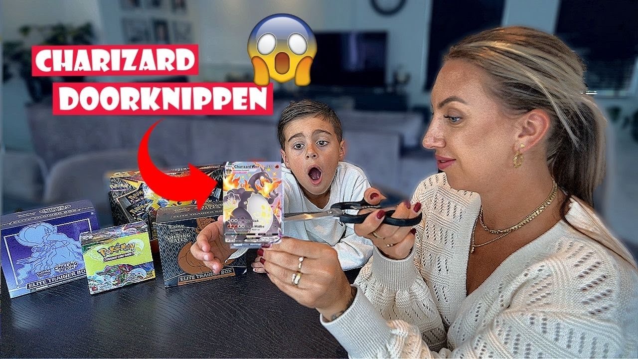 WE KNIPPEN ZIJN CHARIZARD POKEMON KAART DOOR! 😨 | LAKAP JUNIOR