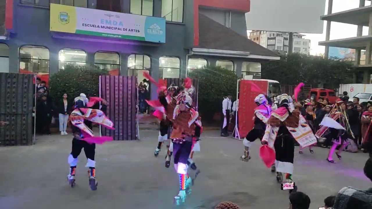 Pujllay: Ballet folklórico Municipal El Alto