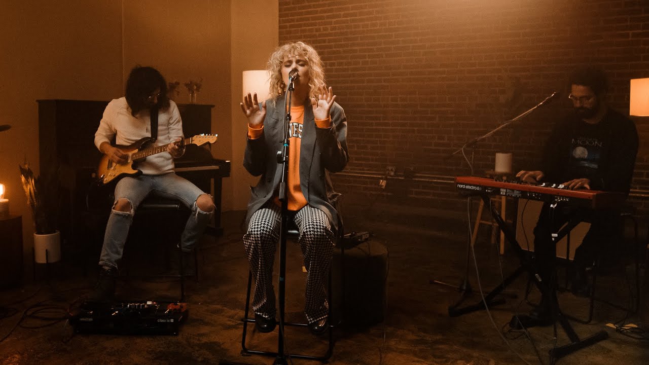 All Eyes On You // TAYA // Worship Together Session