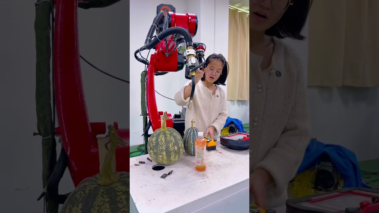 Industrial #collaborative #welding #spraying #six-axis robot#robotfactory #palletizing