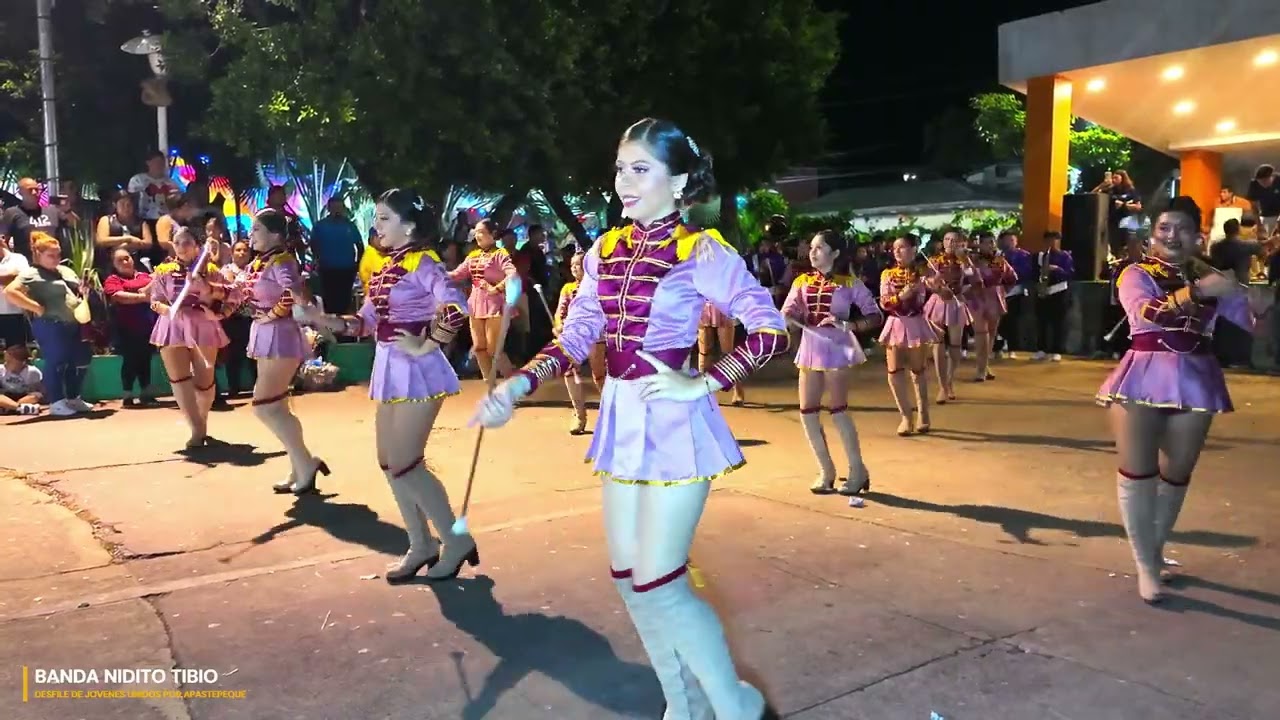 🎶 Así se Vivió el Desfile con Banda Nidito Tibio – Jóvenes Unidos por Apastepeque 