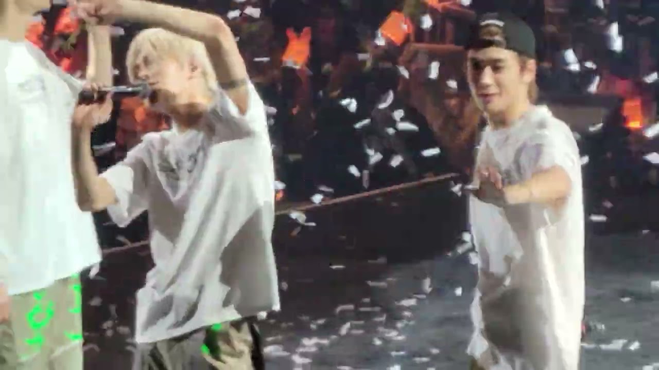 [FANCAM] 221006 NCT 127 THE LINK in LA - Promise You+Last Goodbyes