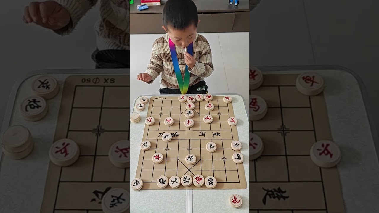 獎牌在手，天下我有；與學霸大哥哥的對決#象棋 #下棋 #象棋絕殺 #象棋精彩對局 #誰教的娃這麼優秀