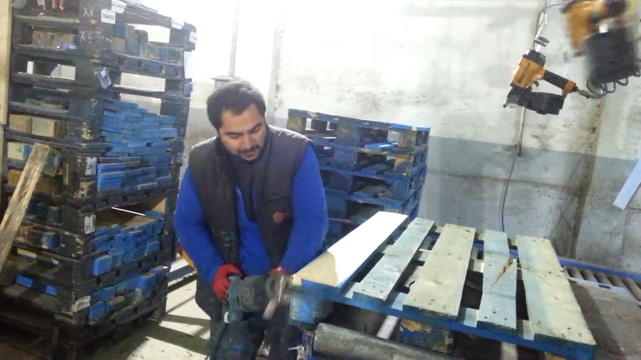 BEN DENİZ PALET TAMİRİ YAPARKENN :)