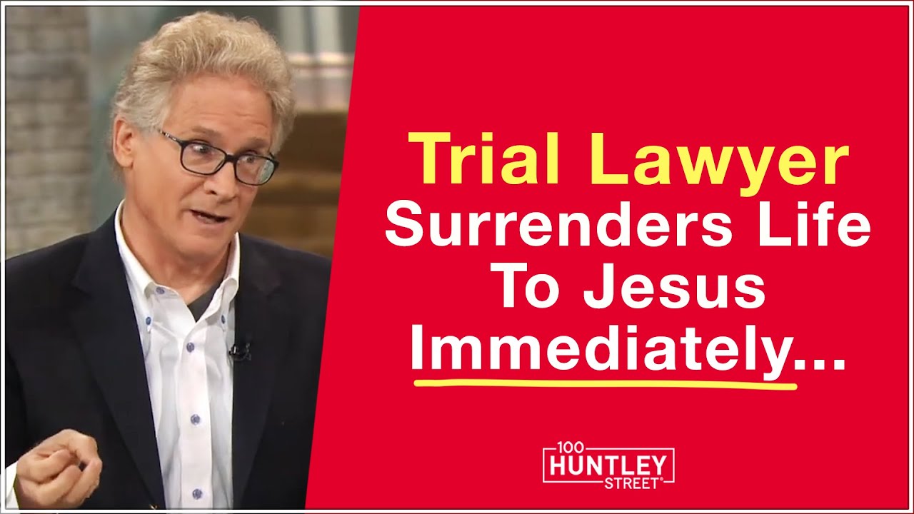 Trial Lawyer IMMEDIATELY Becomes Christian After Hearing...