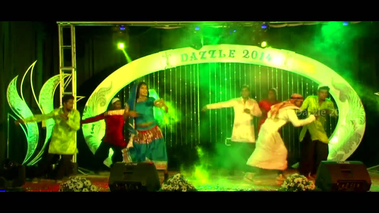 Funny & Super Pathinaalam Ravinte Dance By Christ College IJK