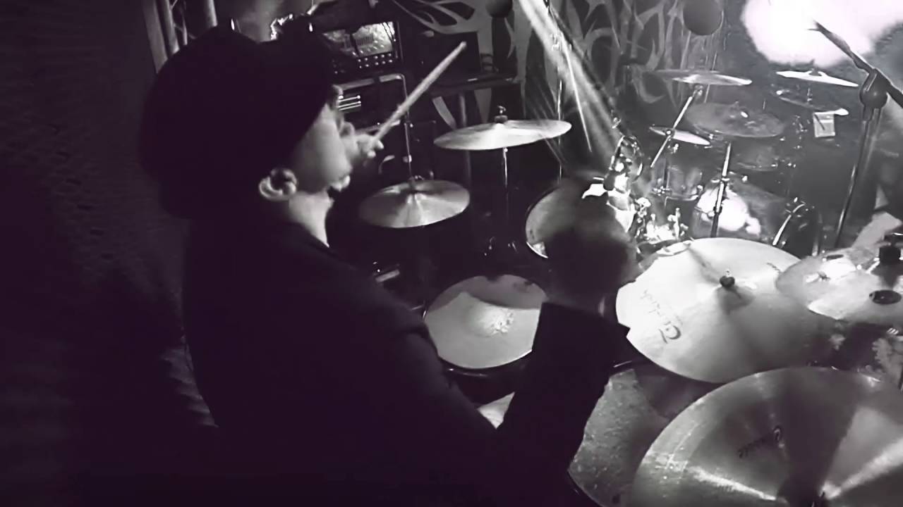 Eyon - Dozer [Drumcam]