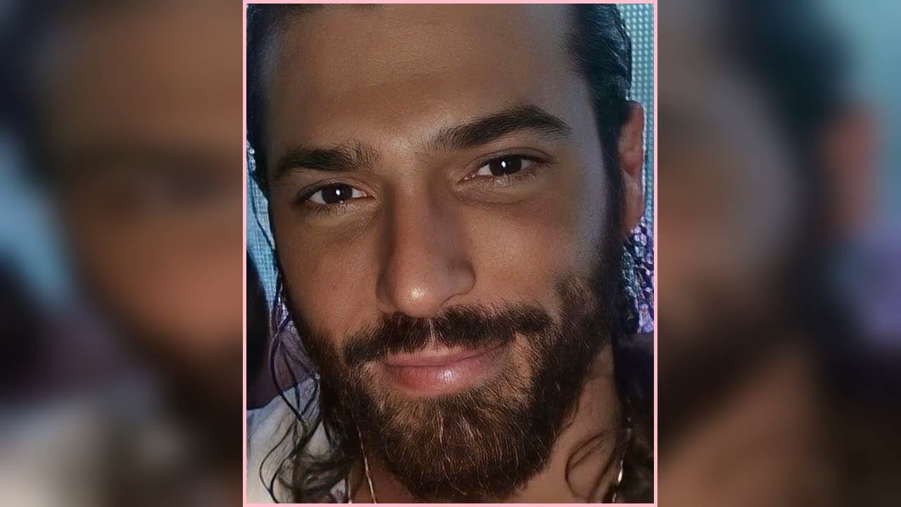 Can Yaman & Demet Ozdemir   Hidden Hellos