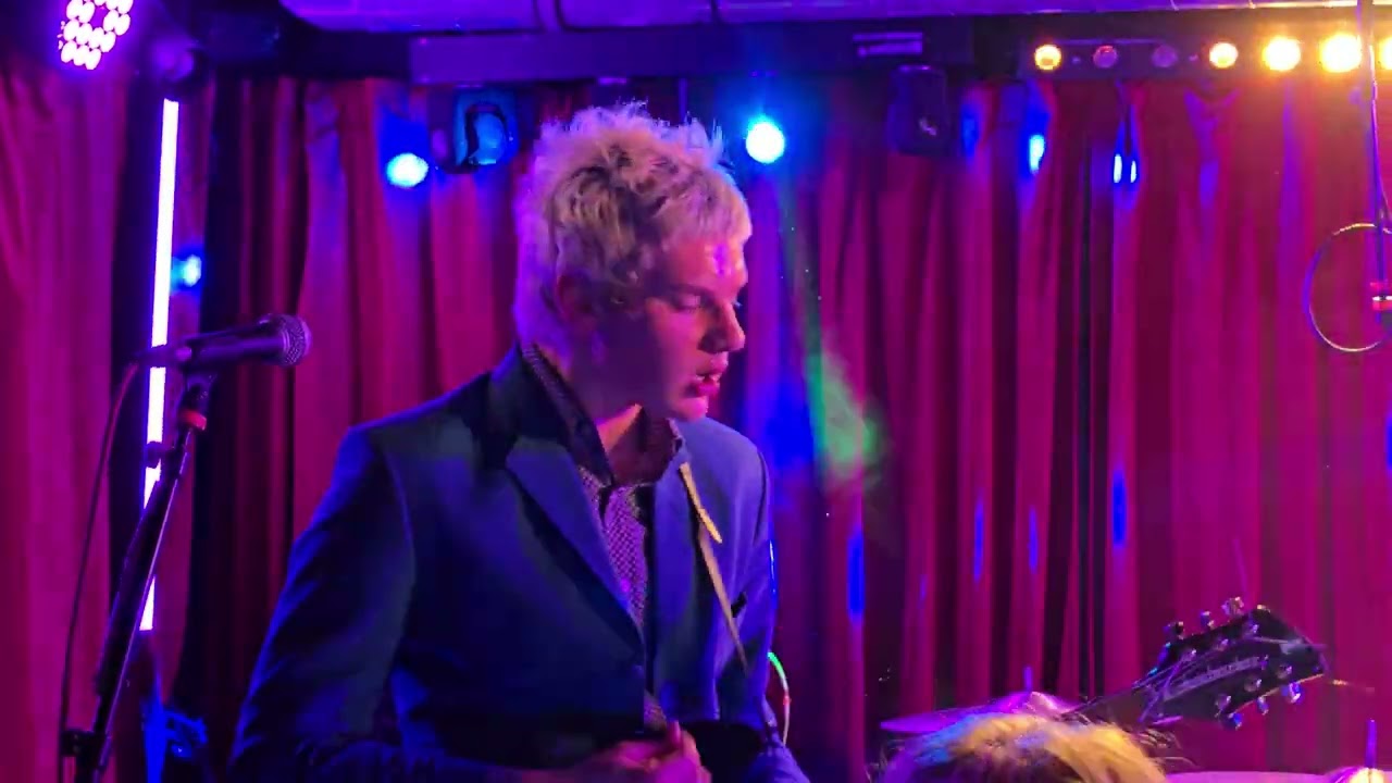 THE MOLOTOVS - NEWSFLASH / SUFFRAGETTE CITY, RAMSGATE MUSIC HALL, RAMSGATE, KENT, 29/03/2025.