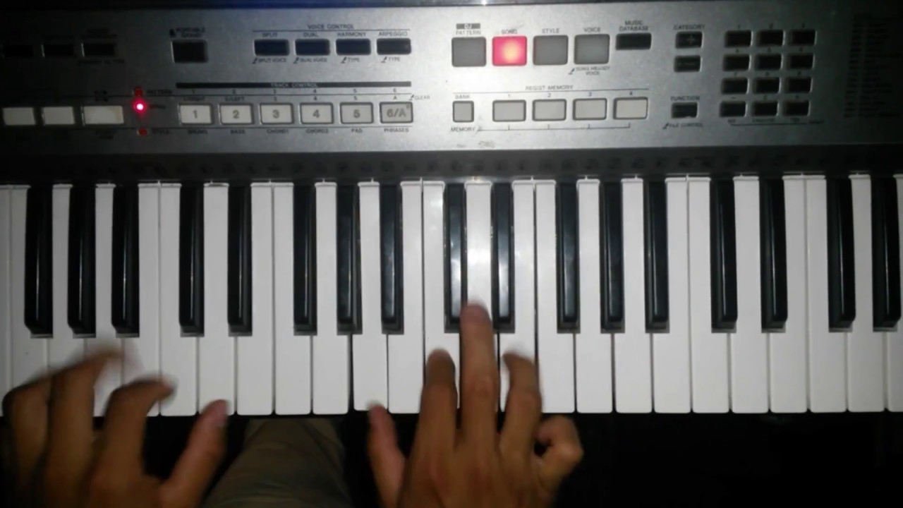 Como tocar patrones de merengue en piano 