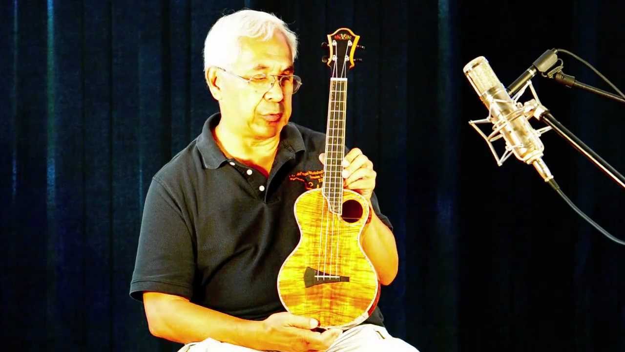 Kimo Hussey plays 