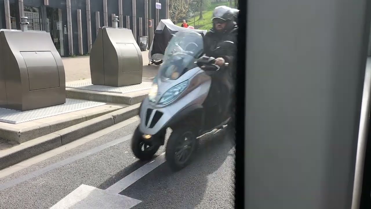 Petit trajet A bord d'un e -Bus Ata Karsan RATP TITUS de la ligne 1