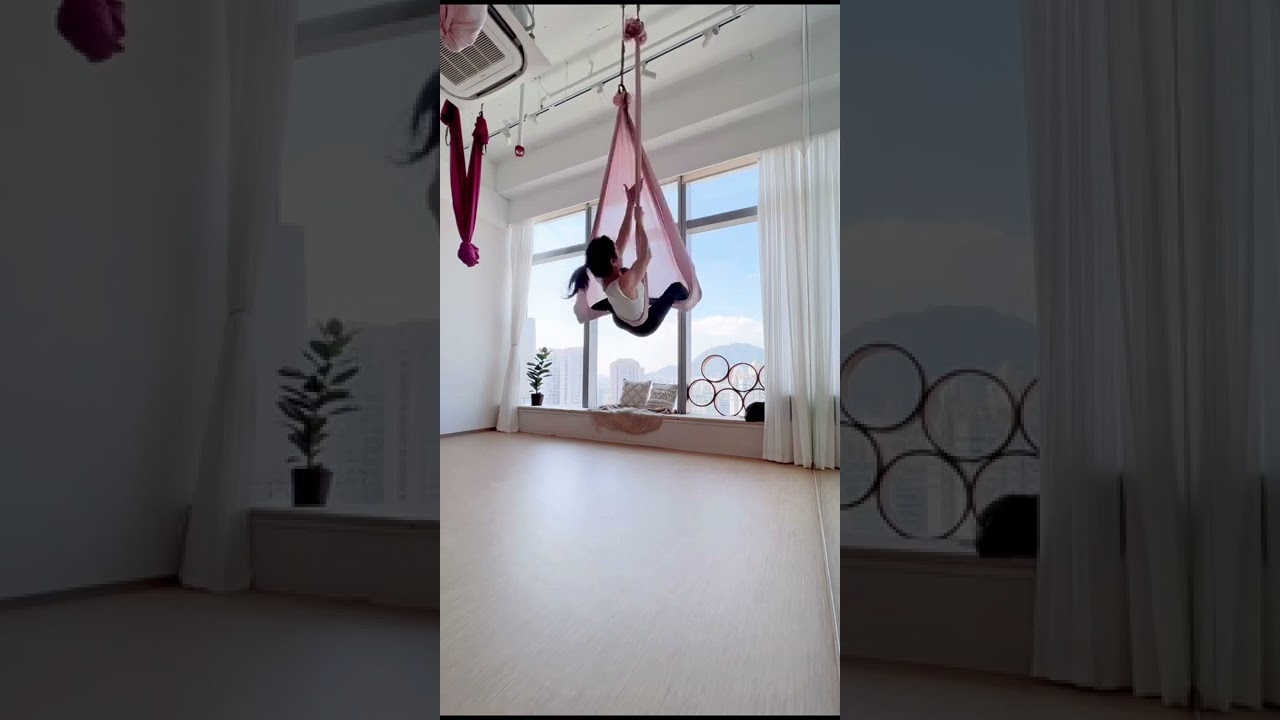 AERIAL YOGA : Basic - upside down, half split n split
