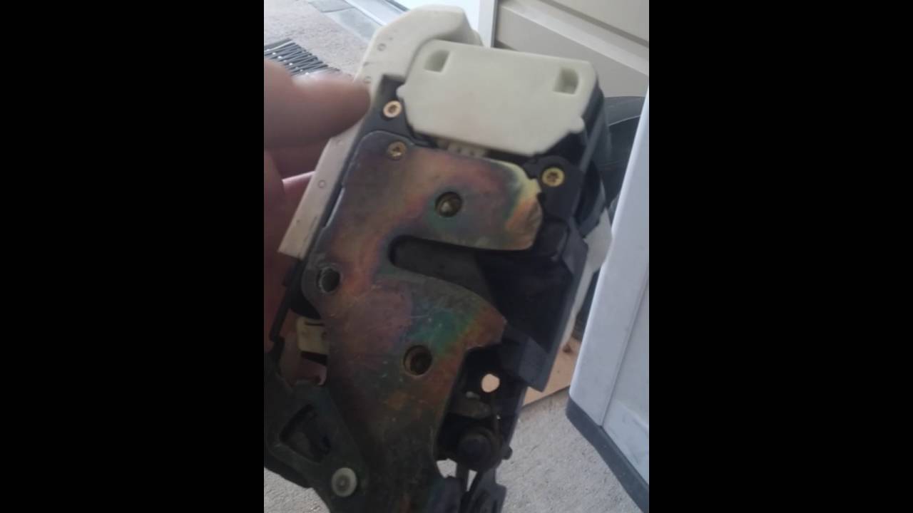 Fixing power door locks on 2000 chevy silverado