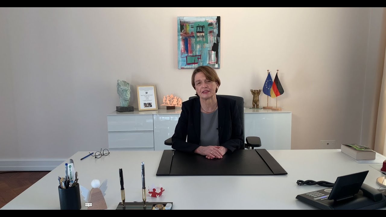 Diesterweg-Stipendium: Videogru&szlig; von Elke B&uuml;denbender