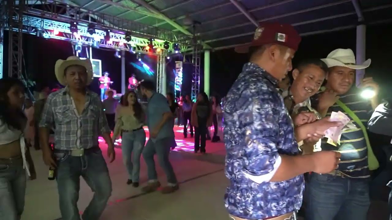 Trio La Nueva Dinastia, Xuchiatipa, Tlahuiltepa,Hidalgo