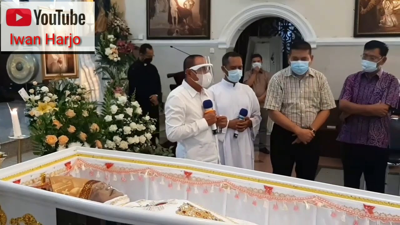 Kunjungan Gubernur Sumatera Utara, Edy Ramahyadi atas meninggalnya Mgr. Anicetus B. Sinaga.